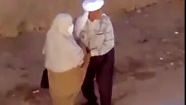 ستايسي كروز موقع سكسي حديث تداعب شركة BAE إلى الحد الأقصى!