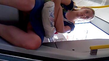 يمكن لـ Valentine Nappi أن يتناسب سكسي ولد حديث بسهولة مع 2 Big Dick DP