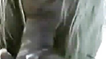 تستخدم كارتر كروز أخواتها المتمنيات في نادي نسائي سكسي روسي حديث