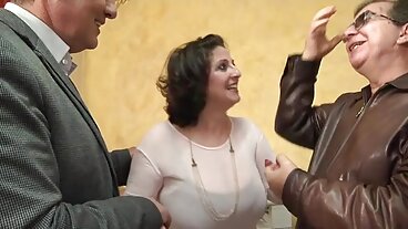 زواج كيسي المفتوح يعني بعثة تقصي سكسي روسي حديث الحقائق الشرجية