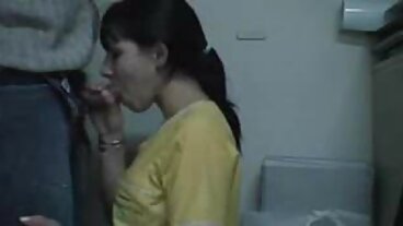 Cherrypimps: أحمر الشعر الساخن يحصل يضرب ثم يعطي اللسان وركوب الخيل المتشددين راعية البقر حديث سكسي العكسي على PornHD