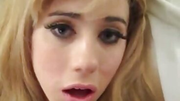فلافي ليا تتلوى مثل الخنزير مقاطع فيديو سكسي حديث على اللحم المشوي