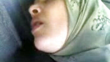 رحلة عائلية متنقلة موقع سكسي حديث متبلدة من قبل شقيقة أخت!